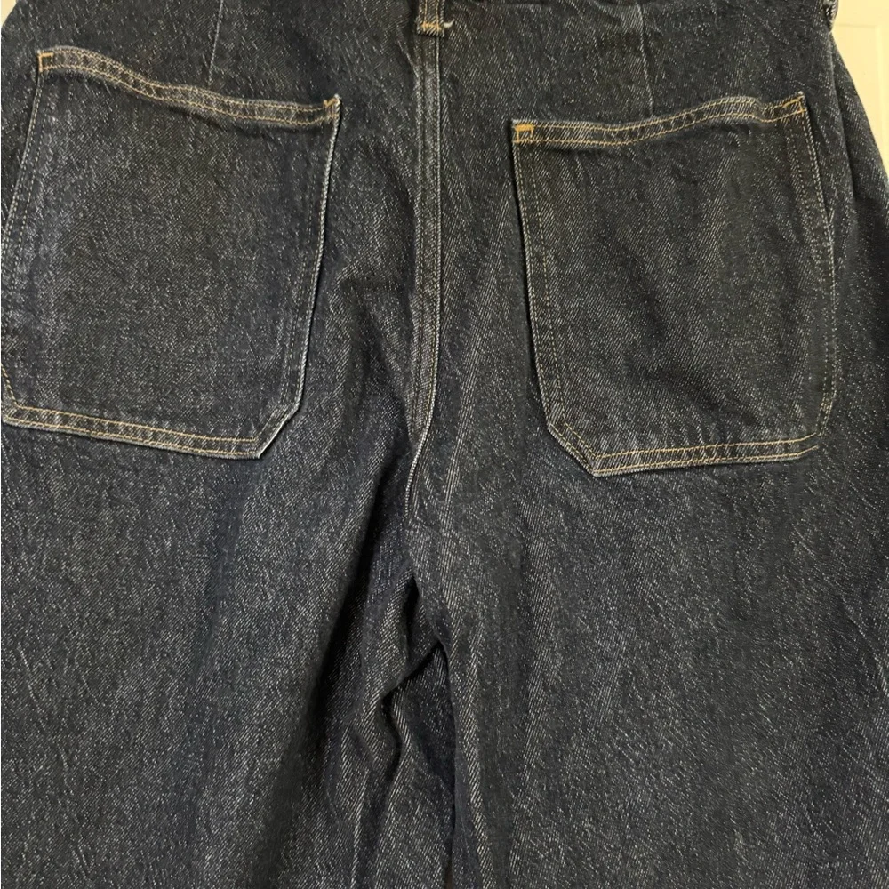 J Crew Dark Rinse Flare Jeans with Patch Pockets, Classy Gold Buttons, Sz 30P - Picture 5 of 6